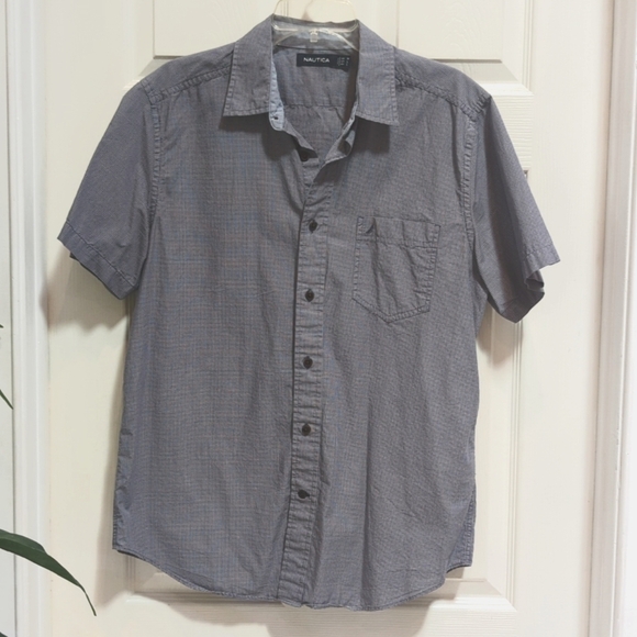 Nautica Men's Short Sleeve Button Down Blue/Gray Checkered Shirt Size Medium - Picture 1 of 9